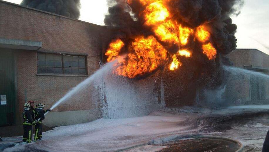 6.25�������d�}������¹ʬF(xi��n)���D